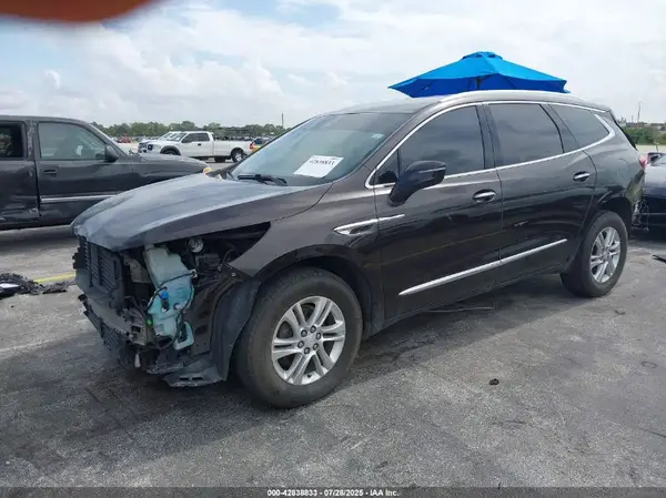 5GAERCKW1JJ206438 2018 BUICK ENCLAVE - Image 2