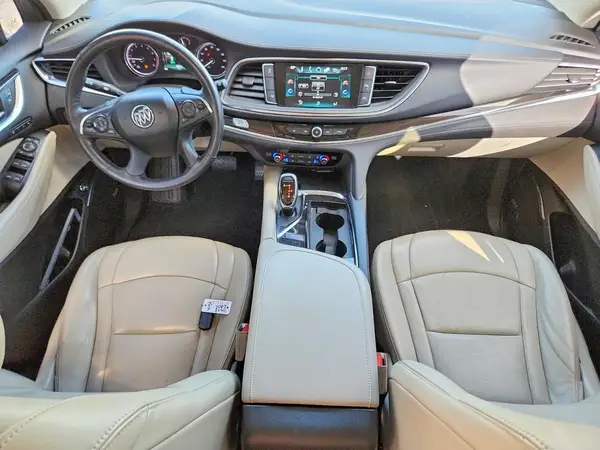 5GAERCKW1JJ218394 2018 BUICK ENCLAVE - Image 8