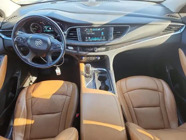 5GAERCKW1JJ240556 2018 BUICK ENCLAVE - Image 8
