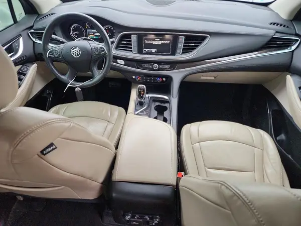 5GAERCKW2JJ130258 2018 BUICK ENCLAVE - Image 8