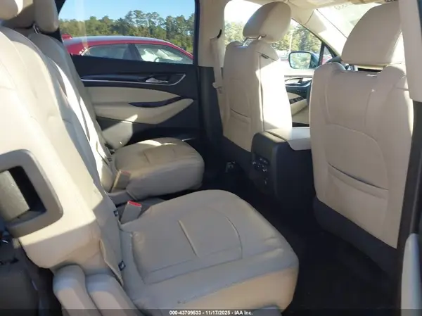 5GAERCKW2JJ183588 2018 BUICK ENCLAVE - Image 8