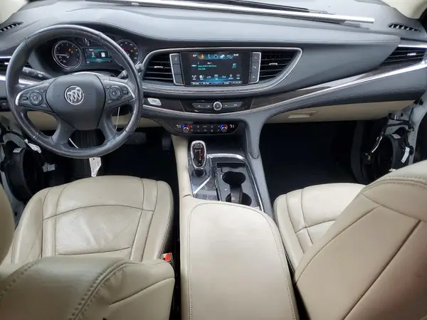 5GAERCKW2JJ205489 2018 BUICK ENCLAVE - Image 8