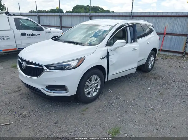 5GAERCKW2JJ255051 2018 BUICK ENCLAVE - Image 2