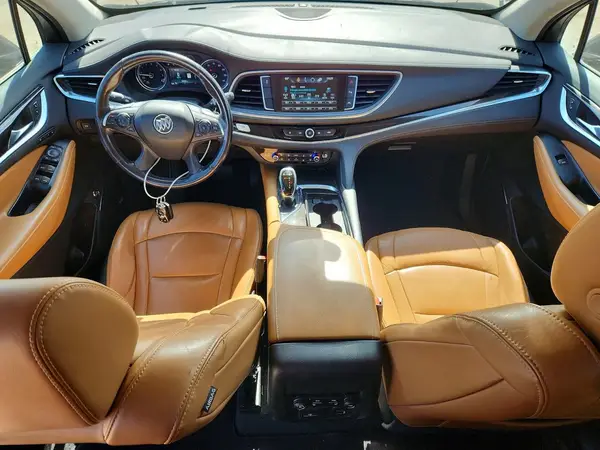 5GAERCKW3JJ175385 2018 BUICK ENCLAVE - Image 8