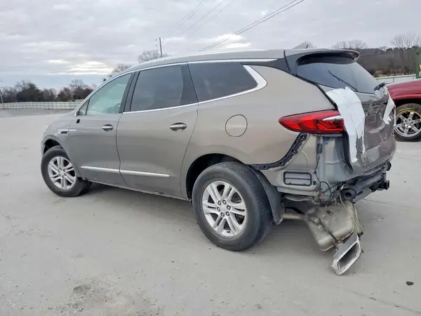 5GAERCKW3JJ218042 2018 BUICK ENCLAVE - Image 2