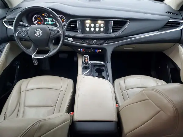5GAERCKW3JJ218042 2018 BUICK ENCLAVE - Image 8