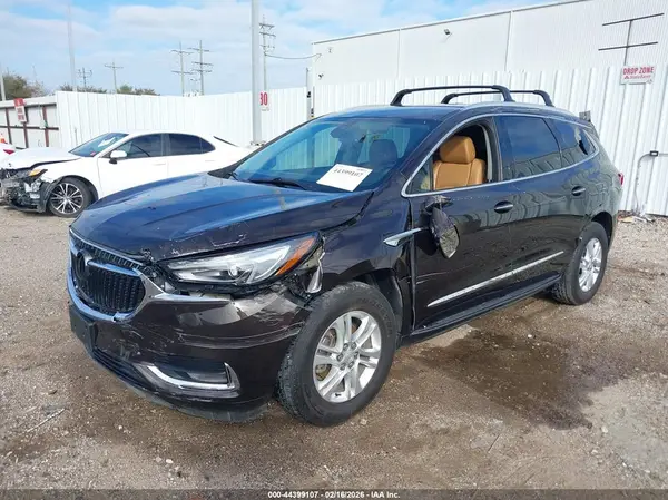 5GAERCKW3JJ245919 2018 BUICK ENCLAVE - Image 2