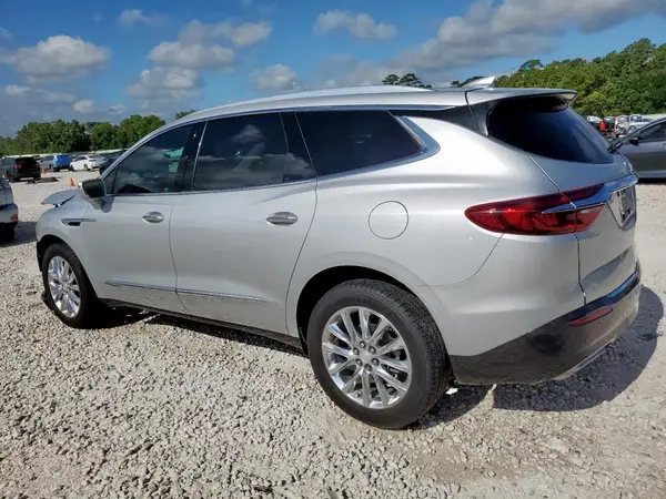 5GAERCKW3JJ254586 2018 BUICK ENCLAVE - Image 2