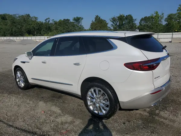 5GAERCKW3JJ285823 2018 BUICK ENCLAVE - Image 2