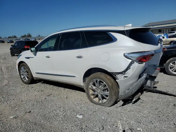 5GAERCKW3PJ244665 2023 BUICK ENCLAVE - Image 2