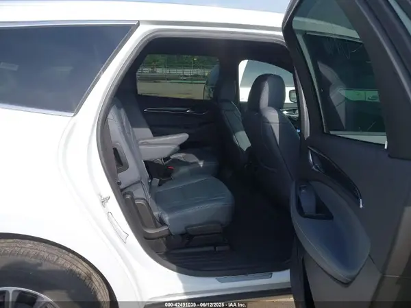 5GAERCKW3RJ134119 2024 BUICK ENCLAVE - Image 8