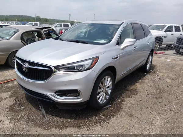 5GAERCKW4JJ139530 2018 BUICK ENCLAVE - Image 2