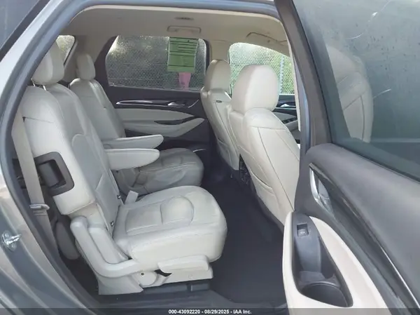 5GAERCKW4JJ166582 2018 BUICK ENCLAVE - Image 8