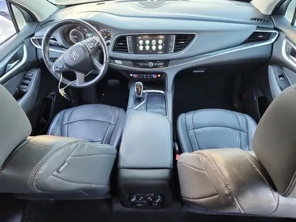 5GAERCKW4JJ174780 2018 BUICK ENCLAVE - Image 8