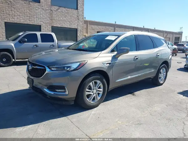 5GAERCKW5JJ223288 2018 BUICK ENCLAVE - Image 2