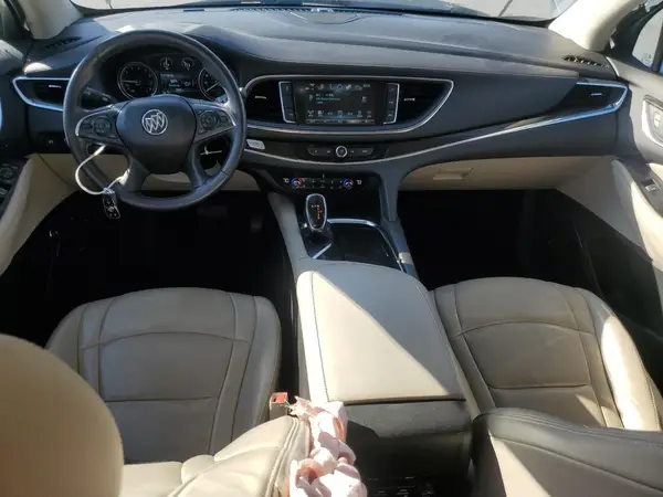 5GAERCKW6JJ141960 2018 BUICK ENCLAVE - Image 8
