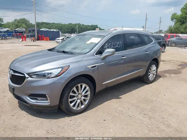 5GAERCKW6JJ243372 2018 BUICK ENCLAVE - Image 2