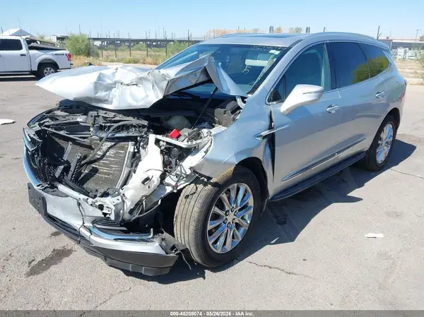 5GAERCKW7JJ177172 2018 BUICK ENCLAVE - Image 2