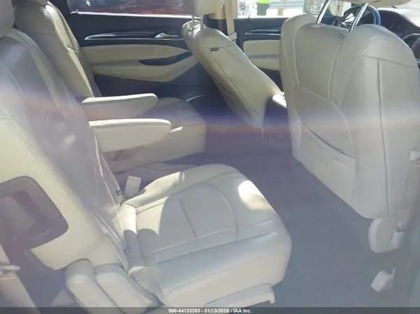 5GAERCKW7JJ224250 2018 BUICK ENCLAVE - Image 8