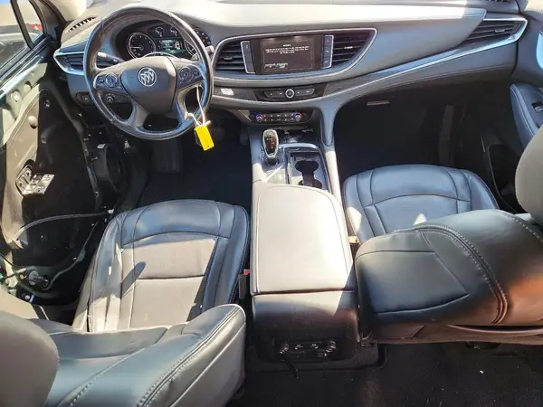 5GAERCKW8JJ247441 2018 BUICK ENCLAVE - Image 8
