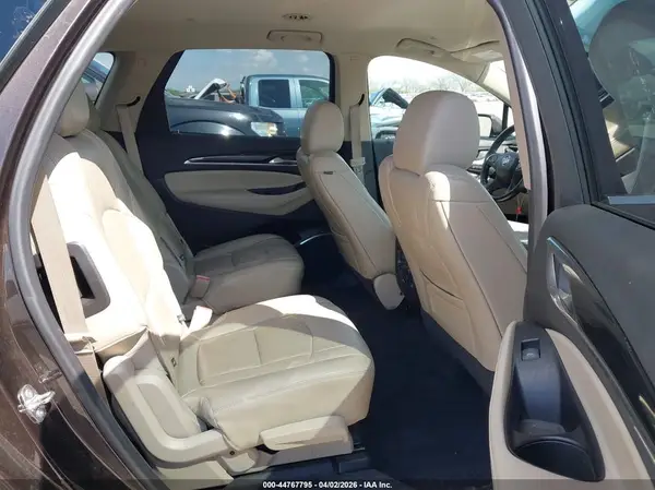 5GAERCKW8JJ273750 2018 BUICK ENCLAVE - Image 8