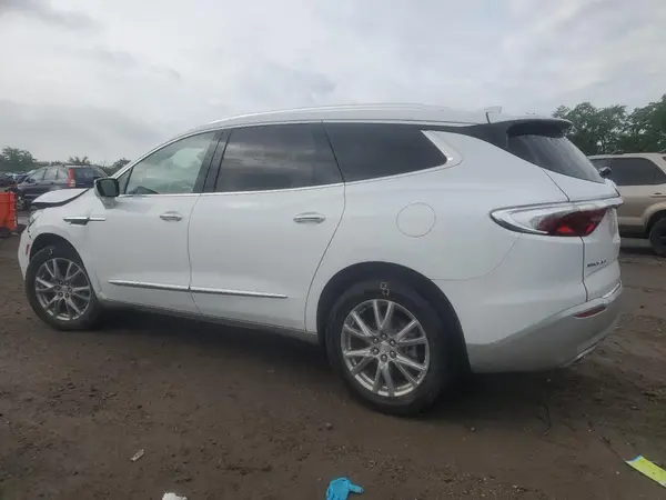 5GAERCKW8NJ128486 2022 BUICK ENCLAVE - Image 2