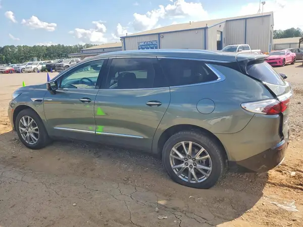 5GAERCKW8NJ150861 2022 BUICK ENCLAVE - Image 2