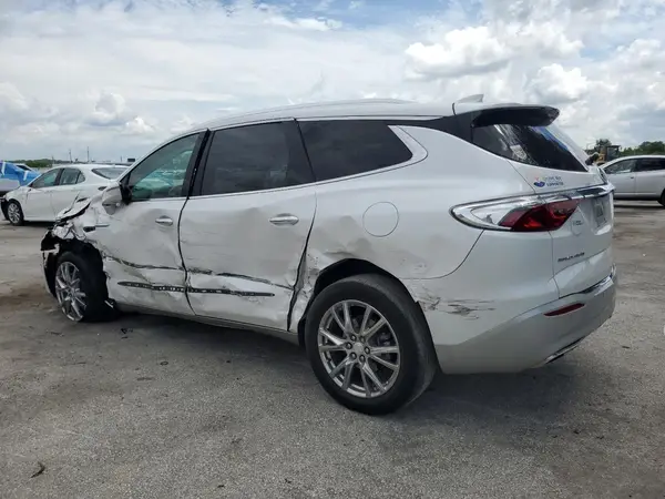 5GAERCKW8NJ178269 2022 BUICK ENCLAVE - Image 2