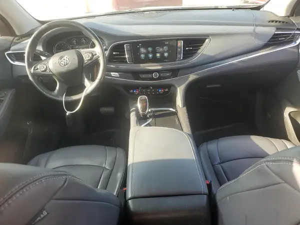 5GAERCKW9JJ135134 2018 BUICK ENCLAVE - Image 8