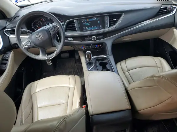 5GAERCKW9JJ135750 2018 BUICK ENCLAVE - Image 8