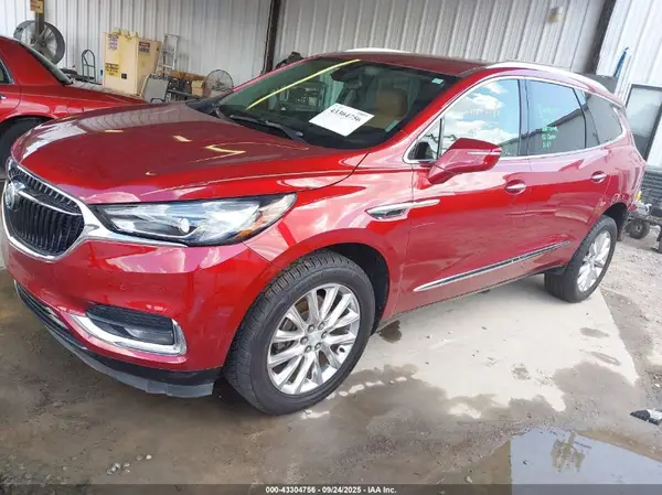 5GAERCKW9JJ169607 2018 BUICK ENCLAVE - Image 2