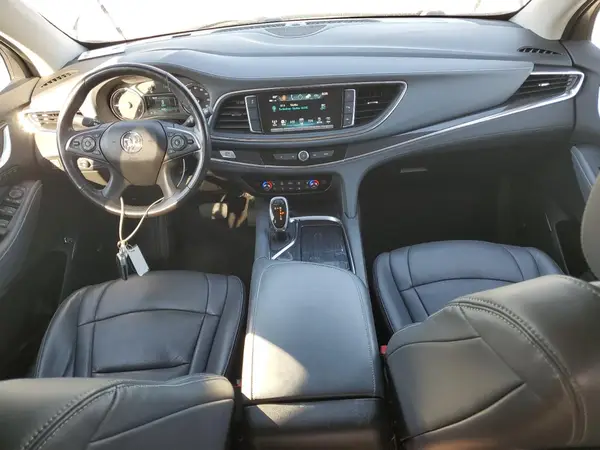 5GAERCKW9JJ197200 2018 BUICK ENCLAVE - Image 8