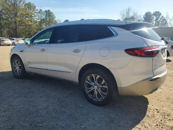 5GAERDKW0JJ135528 2018 BUICK ENCLAVE - Image 2