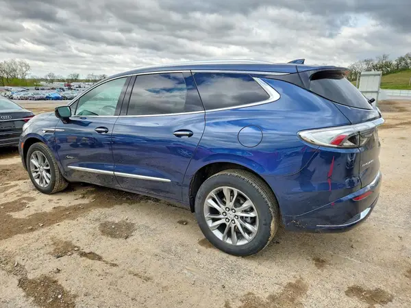 5GAERDKW0PJ201942 2023 BUICK ENCLAVE - Image 2