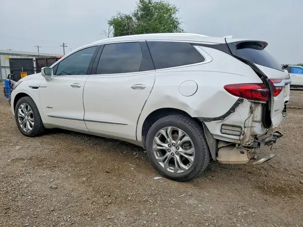 5GAERDKW2JJ177778 2018 BUICK ENCLAVE - Image 2