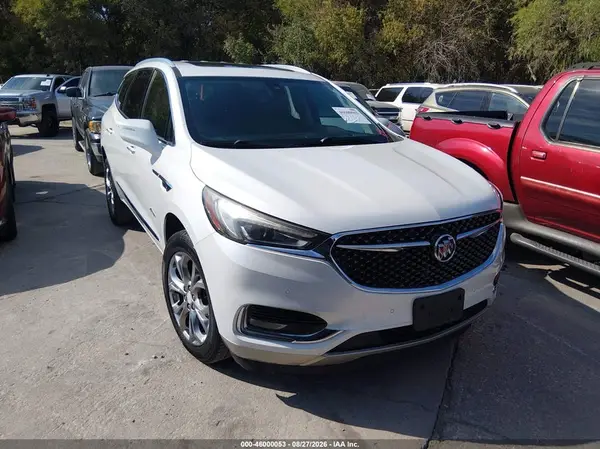 5GAERDKW3JJ203840 2018 BUICK ENCLAVE - Image 1