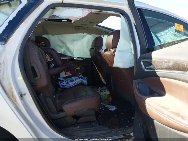 5GAERDKW4JJ137962 2018 BUICK ENCLAVE - Image 8