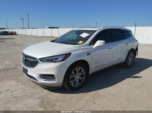 5GAERDKW4JJ237124 2018 BUICK ENCLAVE - Image 2