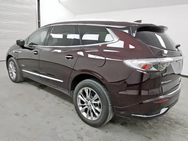 5GAERDKW4PJ156150 2023 BUICK ENCLAVE - Image 2