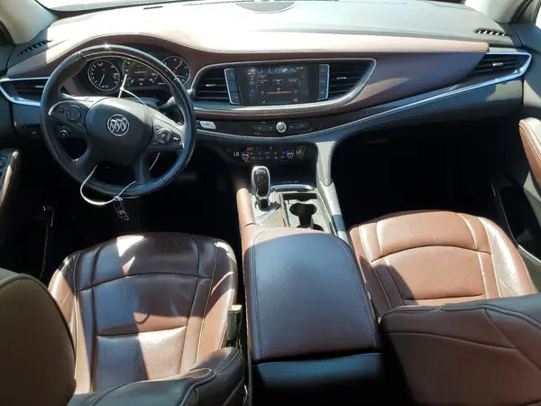 5GAERDKW5JJ126128 2018 BUICK ENCLAVE - Image 8