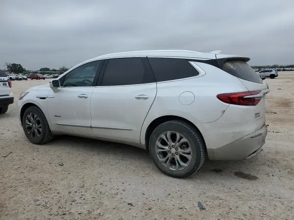 5GAERDKW5JJ130907 2018 BUICK ENCLAVE - Image 2