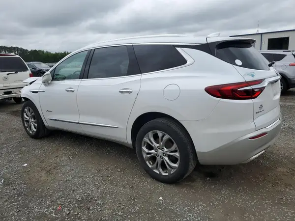 5GAERDKW5JJ272268 2018 BUICK ENCLAVE - Image 2