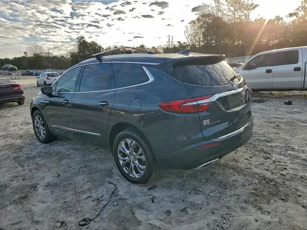5GAERDKW5LJ242996 2020 BUICK ENCLAVE - Image 2