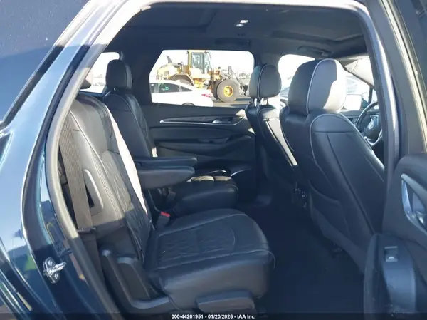 5GAERDKW5PJ142032 2023 BUICK ENCLAVE - Image 8