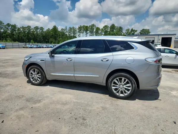 5GAERDKW5PJ212192 2023 BUICK ENCLAVE - Image 2