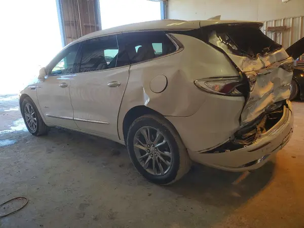5GAERDKW5PJ227615 2023 BUICK ENCLAVE - Image 2