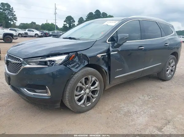 5GAERDKW6JJ284378 2018 BUICK ENCLAVE - Image 2
