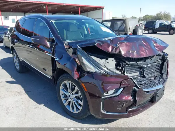 5GAERDKW6RJ110662 2024 BUICK ENCLAVE - Image 1