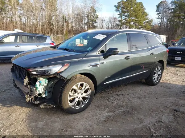 5GAERDKW7JJ255746 2018 BUICK ENCLAVE - Image 2