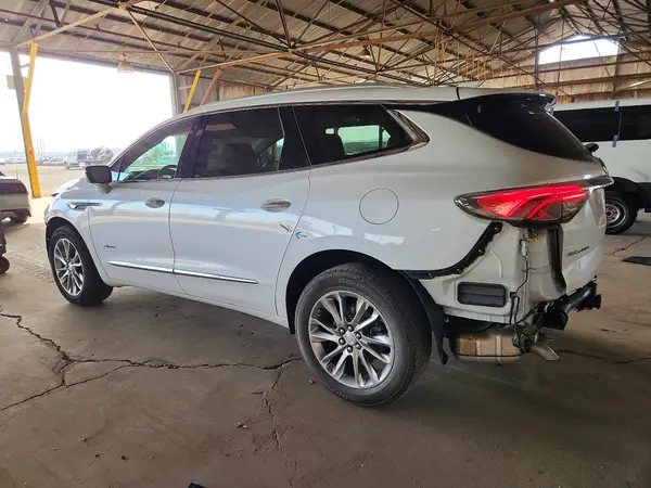5GAERDKW7NJ106498 2022 BUICK ENCLAVE - Image 2